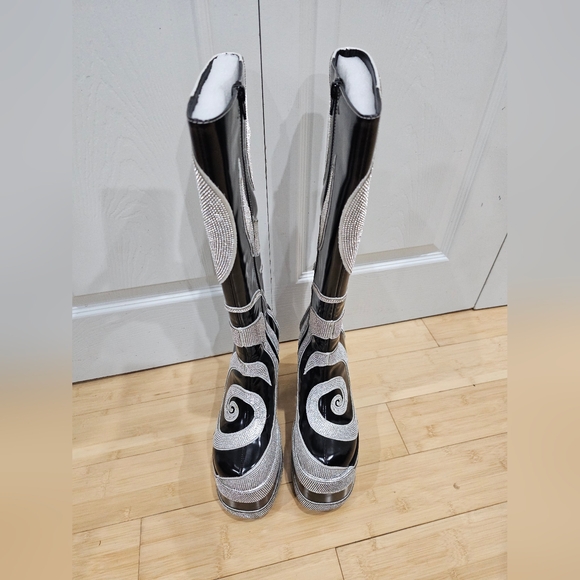 Dolls Kill Current Mood How Sweet It Is Platform Rhinestone Swirl Black Boots 8 - Picture 7 of 16